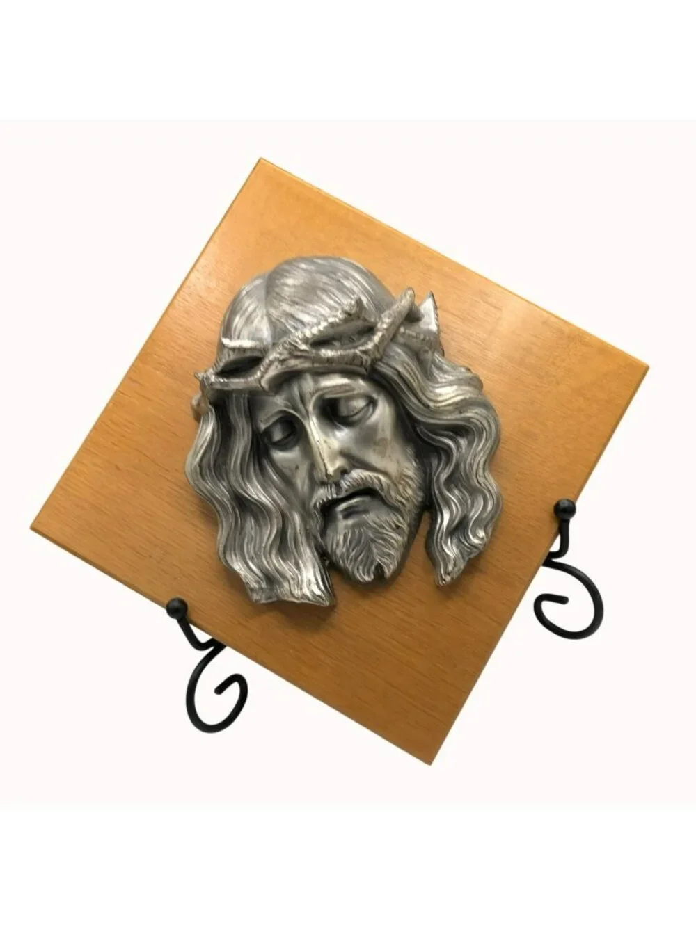 Vintage Jesus wearing Crown of Thorns Pewter on Solid Oak Wall Plaque. 7 x 7 x 3